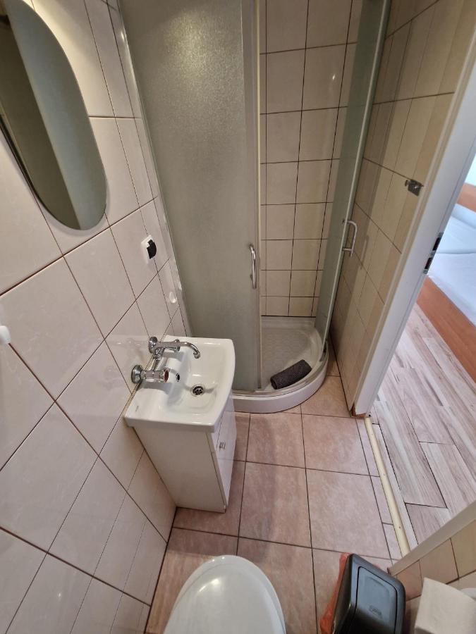 Galeona - Hotel Turystyczny Elblag Kültér fotó