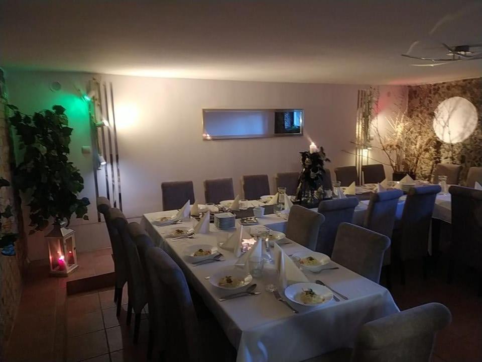 Galeona - Hotel Turystyczny Elblag Kültér fotó